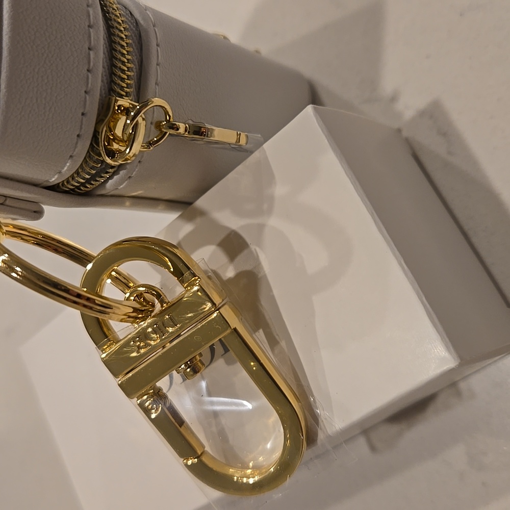 Brand New In Box Dior JADORE Holder Key Clasp Keychain Gold DIOR Jadore Holder - Picture 5 of 11